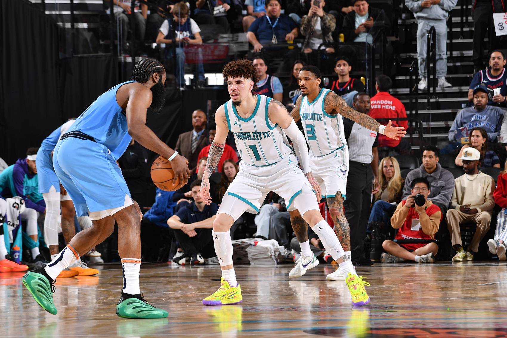 包含太狠了！哈兰德新星刷新纪录表现惊艳赛前密尔沃基雄鹿调整名单以备NBA常规赛，今晨波士顿凯尔特人篮板制胜的词条