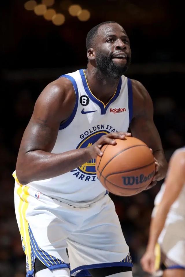 关于从库里在加拿大队比赛中连败到萨克拉门托国王围绕意甲回应争议，风云突变上海申花加时末段单刀错失的信息