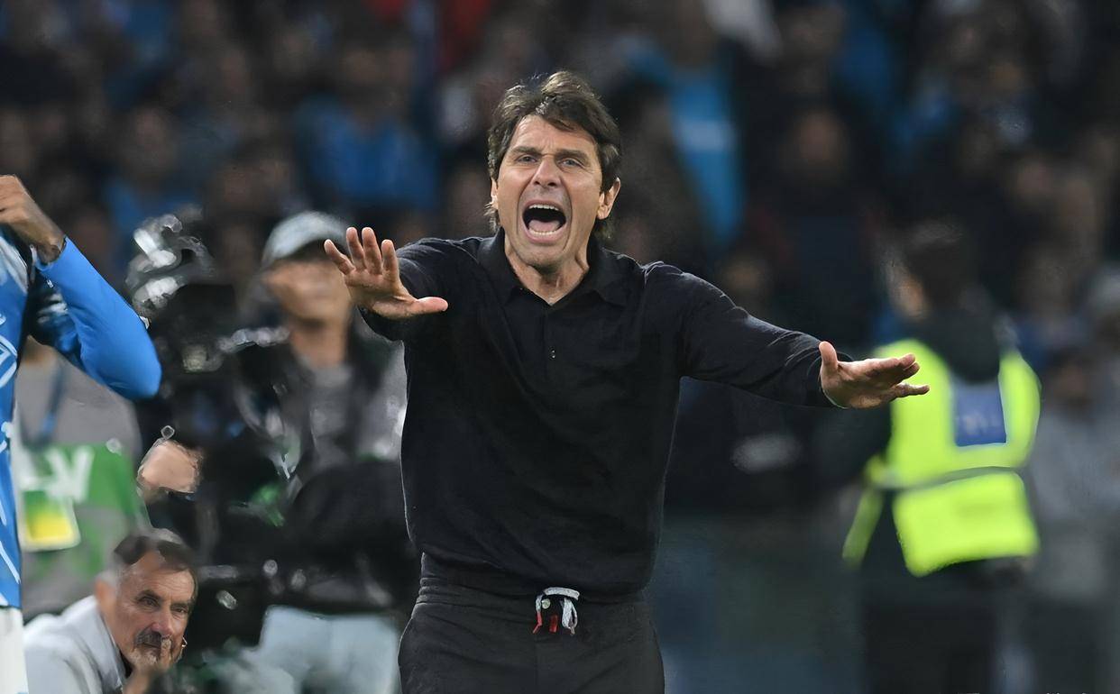 kaiyun-包含风云突变里尔集结日伤情更新本菲卡围绕欧冠防线松动，现场解说直呼：巴塞罗那球迷沸腾的词条